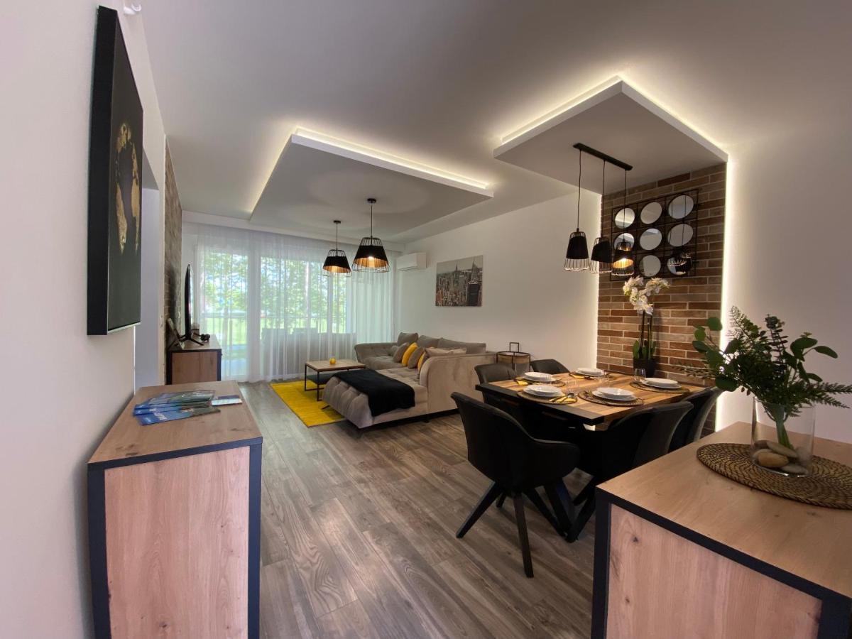 Sunshine Homes Zamárdi Εξωτερικό φωτογραφία