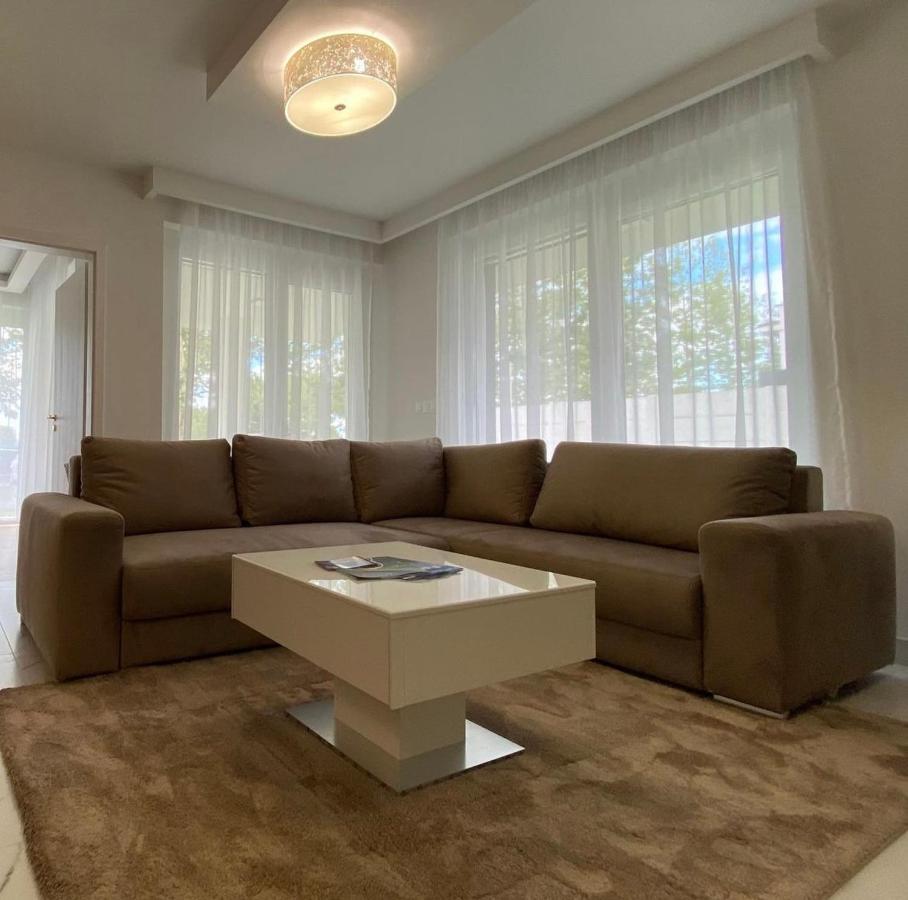 Sunshine Homes Zamárdi Εξωτερικό φωτογραφία